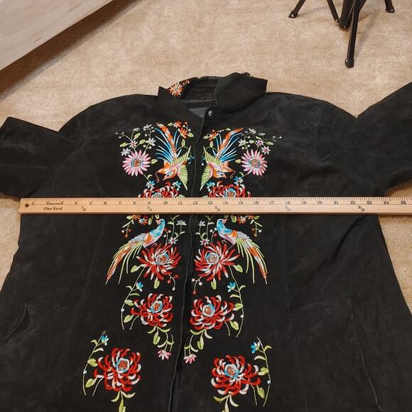 Avanti Size 1X Genuine Leather Embroidered Black Vintage Suede Floral Jacket - Picture 5 of 14